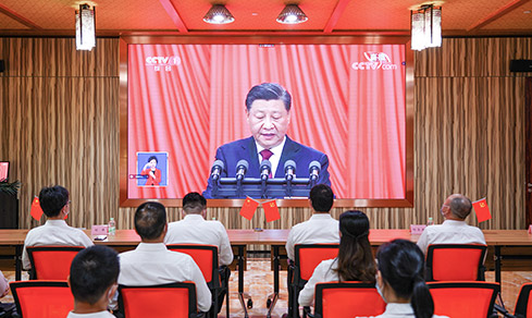 “勠力同心， 勇毅前行”  <br>全體黨員集中收看二十大開幕盛況